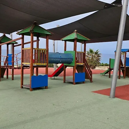 酒店 Helios Bay And 3*
