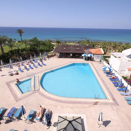 酒店 Helios Bay And 3*