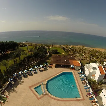 酒店 Helios Bay And 3*
