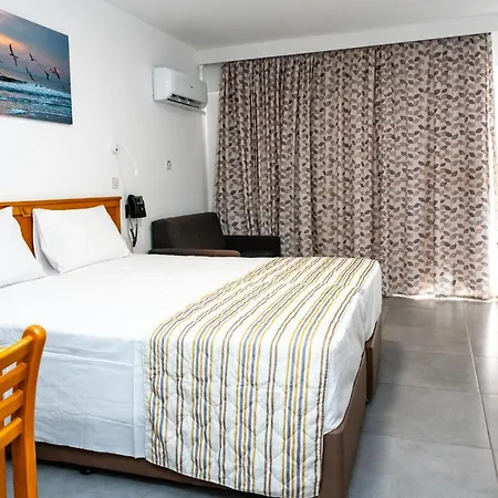 Hotel Helios Bay And